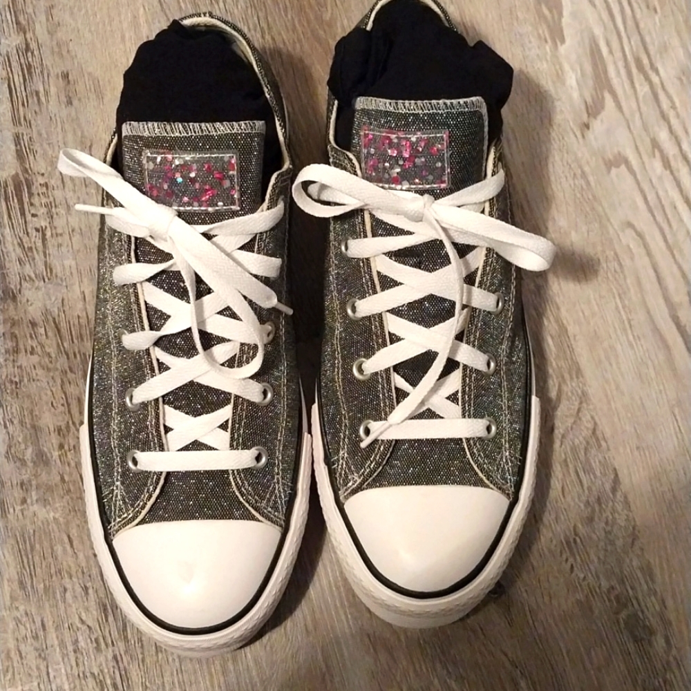 Converse Kids Size 7 Black / Silver
